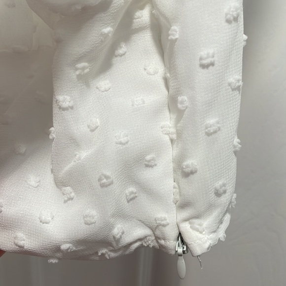 White Crop Top *NEVER WORN!* - Picture 4 of 4